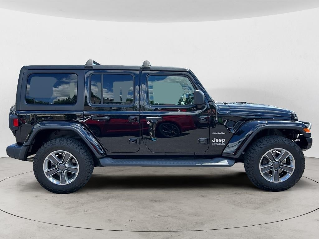 2019 Jeep Wrangler — interior view